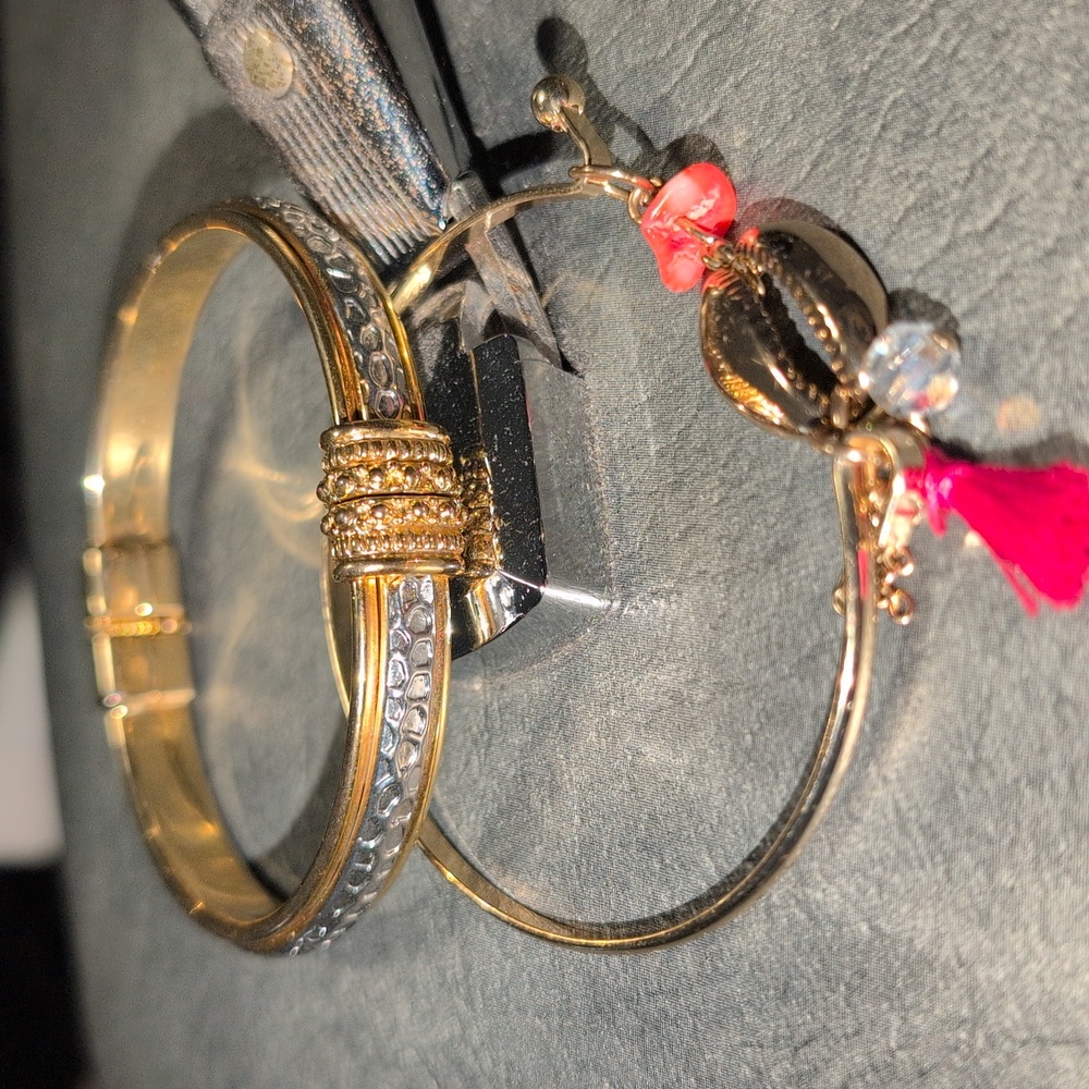 gold Bangles